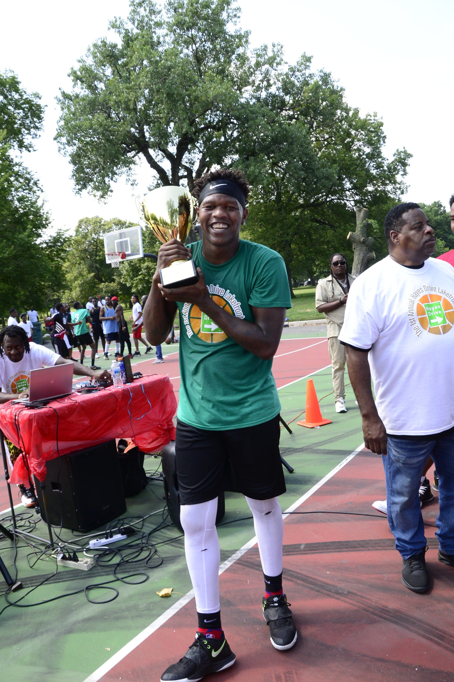 Inaugural 2021 Hayes Drive Lakefront Classic held at 63rd Street Beach