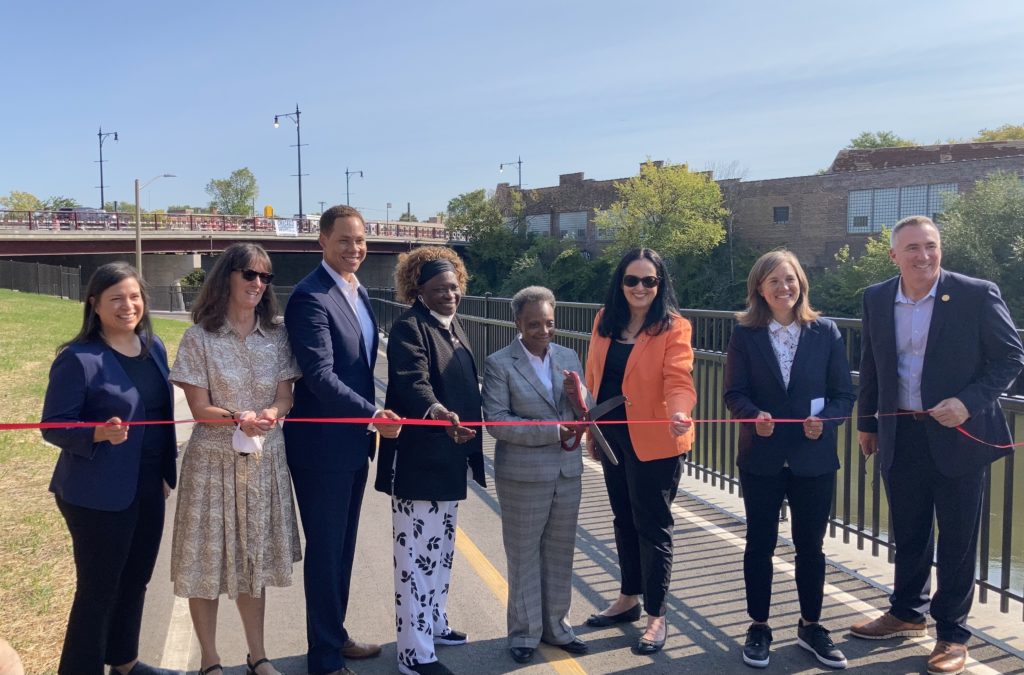 moments before cutting the ribbon on the completed Irving Park