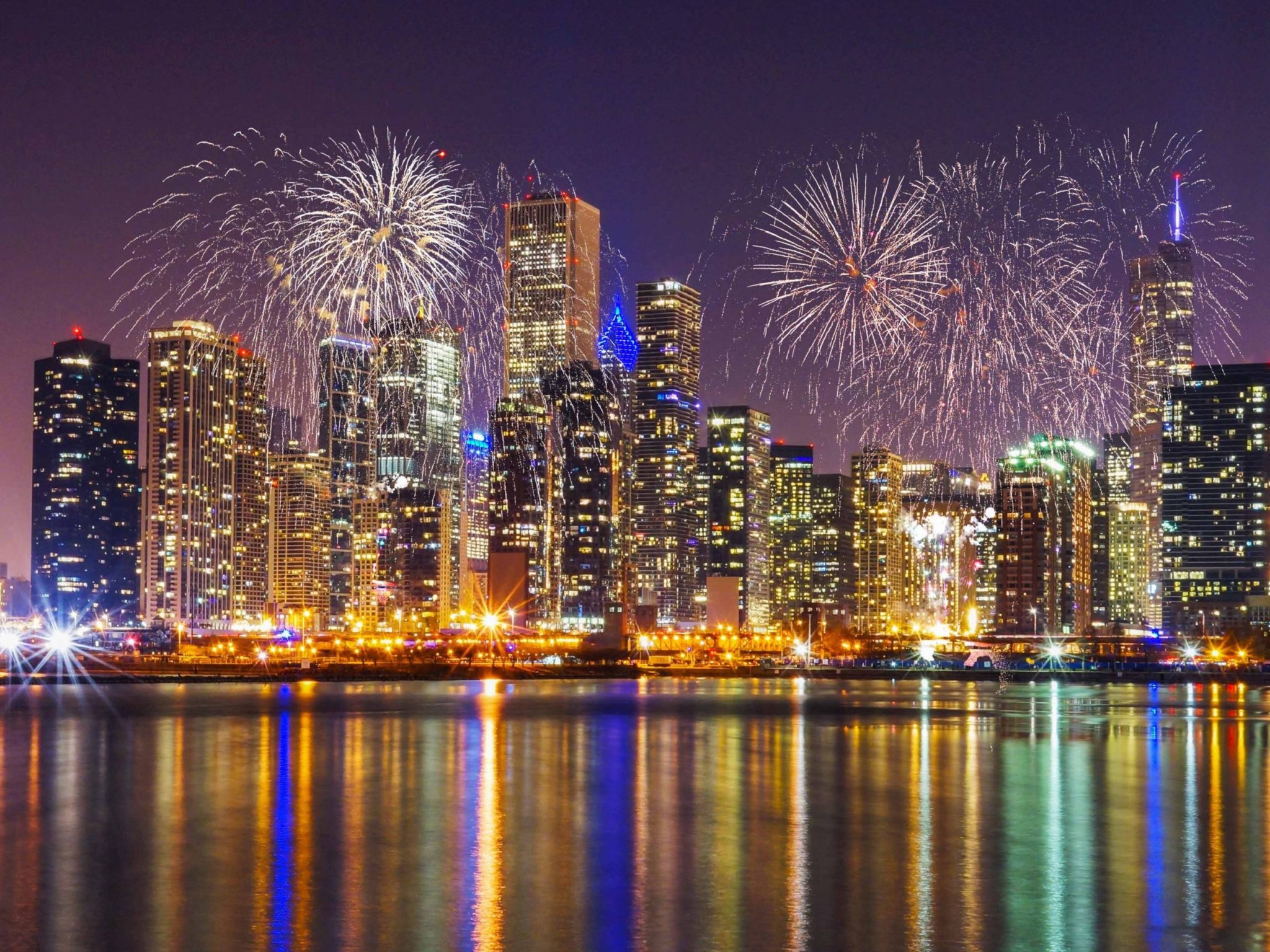 The City of Chicago to ring in 2022 with New Year’s Eve fireworks along