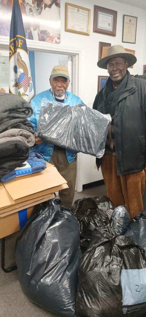 REP. DANNYHK. DAVIS ACCEPTS 30 COATS FROM JJ JONES