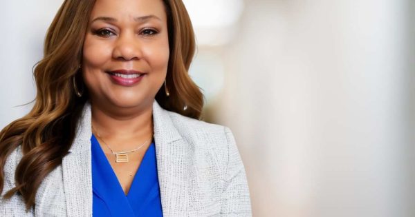 Dr. Yvonne Stokes